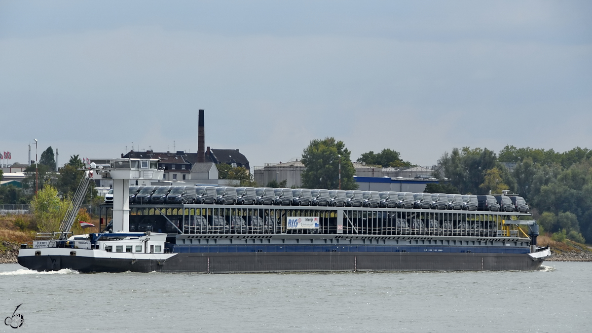 Das Fahrzeugtransportschiff FUERTE (ENI: 02326034) war Ende August 2022 in Duisburg unterwegs.
