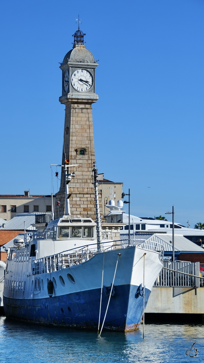 Das Fischereischiff CONSTANCIA (IMO: 8803226) war Anfang November 2022 in Barcelona anzutreffen.