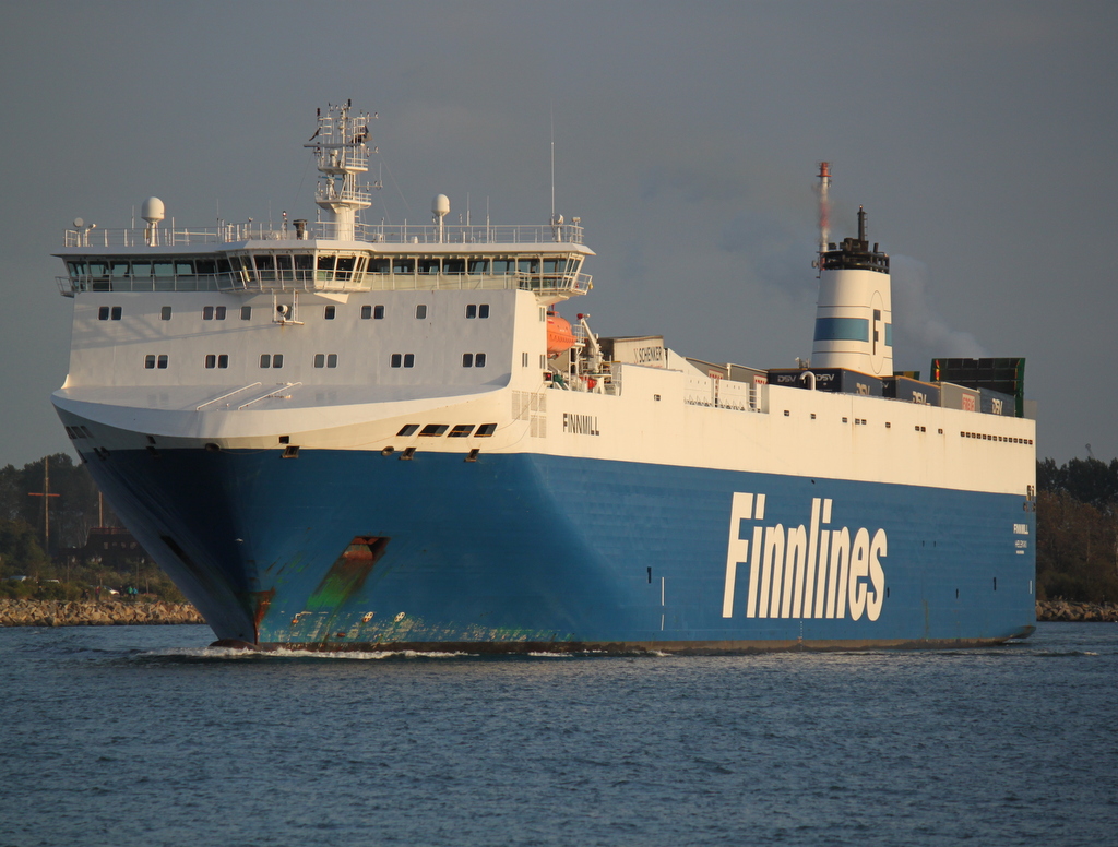 Das Frachtschiff Finnmill machte sich am 27.09.2014 auf dem Weg von Rostock-berseehafen nach Helsinki. 