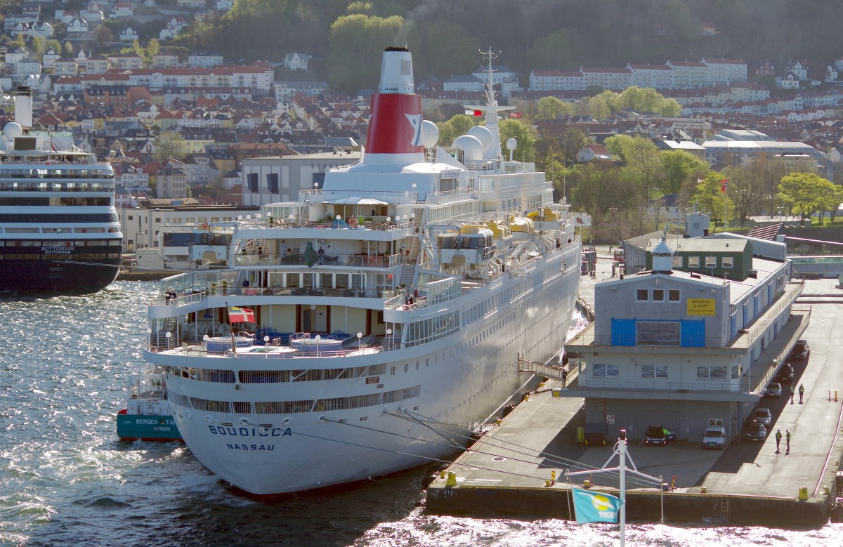 Das Kreuzfahrtschiff MS Boudicca der Fred Olsen Line am 14.05.15 in Bergen (NOR)