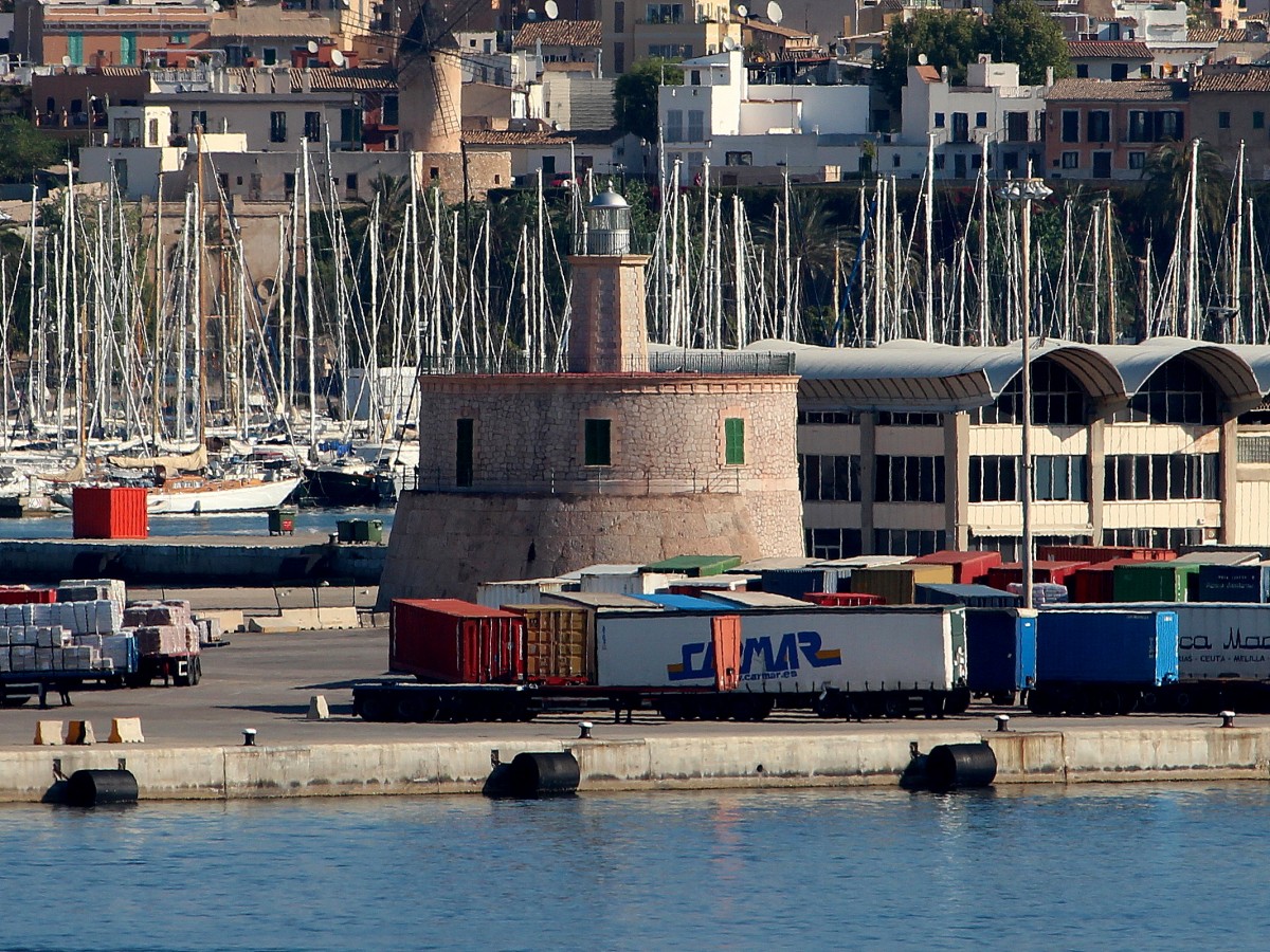 Das Leuchtfeuer Palma Dique Est am 13.04.2014.