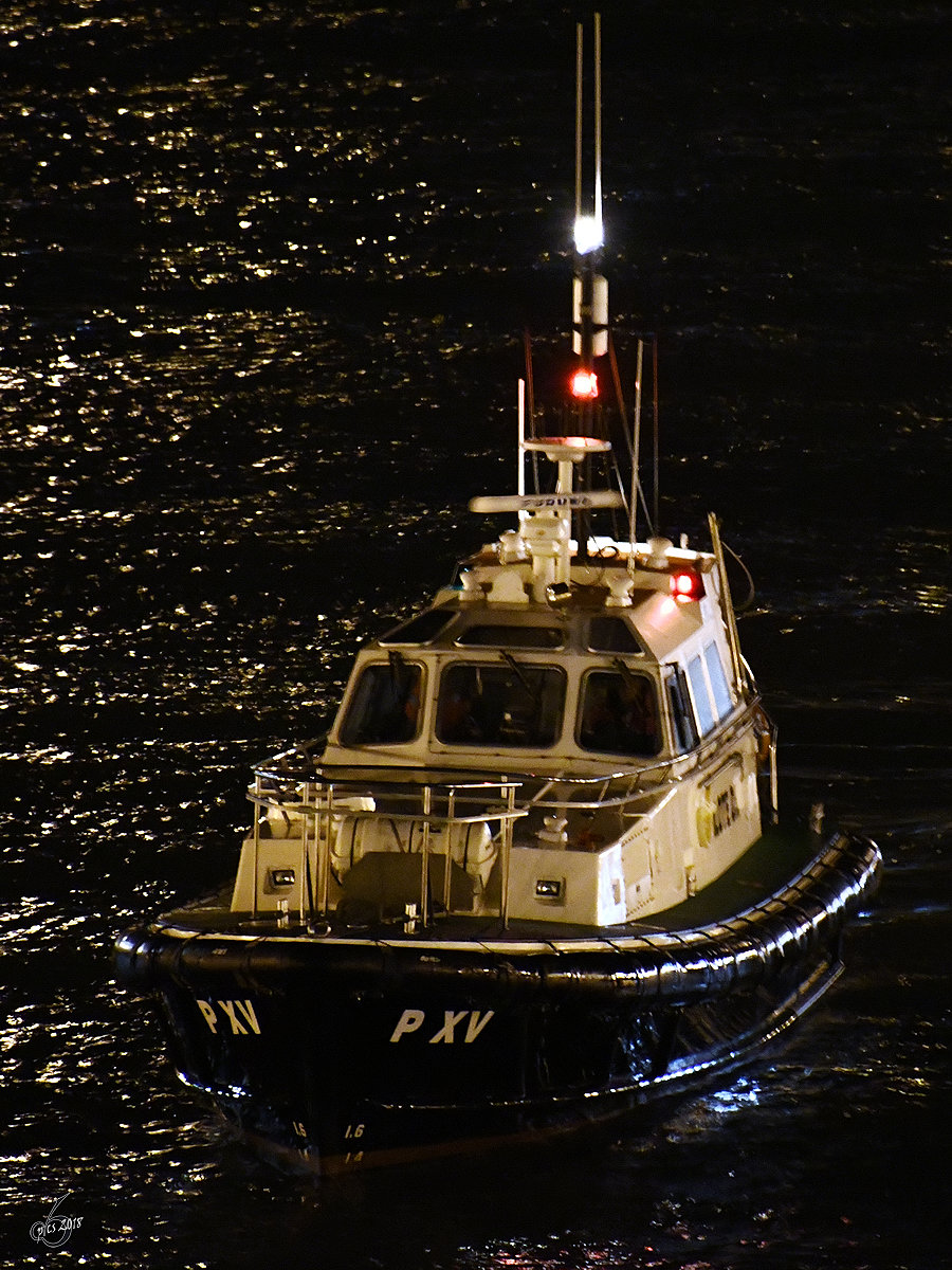 Das Lotsenboot  P XV Pilote DK  Mitte Juli 2018 im Hafen von Calais.