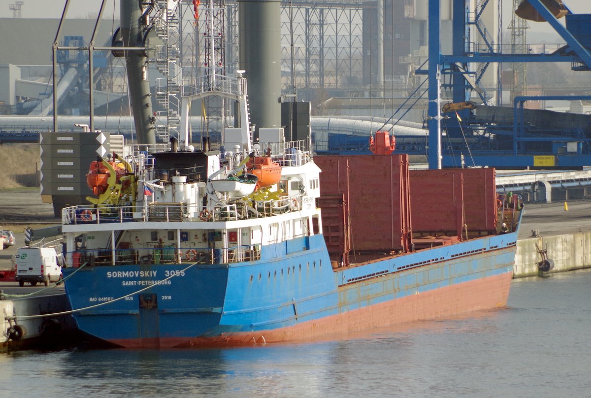 Das Mehrzweckfrachtschiff Sormovskiy 3055 am 28.03.17 in Rostock