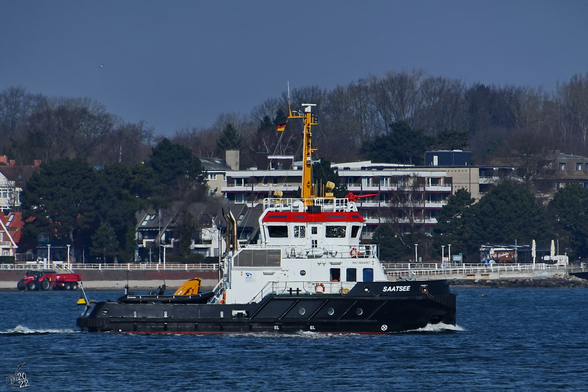 Das Mehrzweckschiff SAATSEE (IMO: 9644067, Fassmer MPV 26) auf dem Weg in die Ostsee. (Travemünde, März 2017)