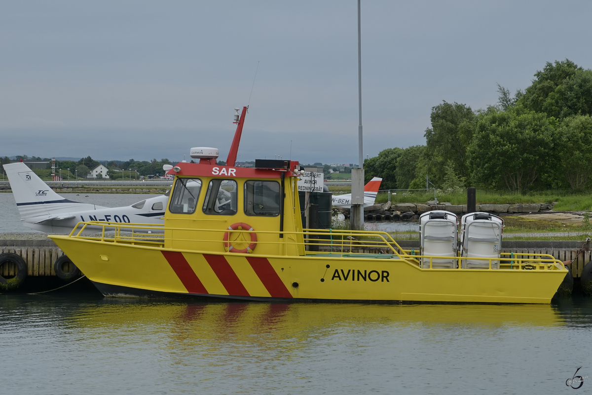 Das Rettungsboot AVINOR in der Bucht Sømmevågen. (Sola, Juni 2017)