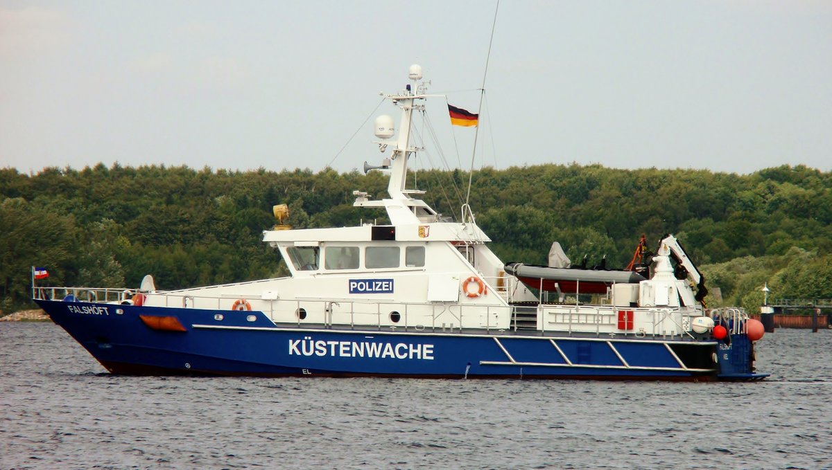 Das Schiff „Falshöft“ der Küstenwache in der Kieler Förde. Aufgenommen am 09. Juli 2018.