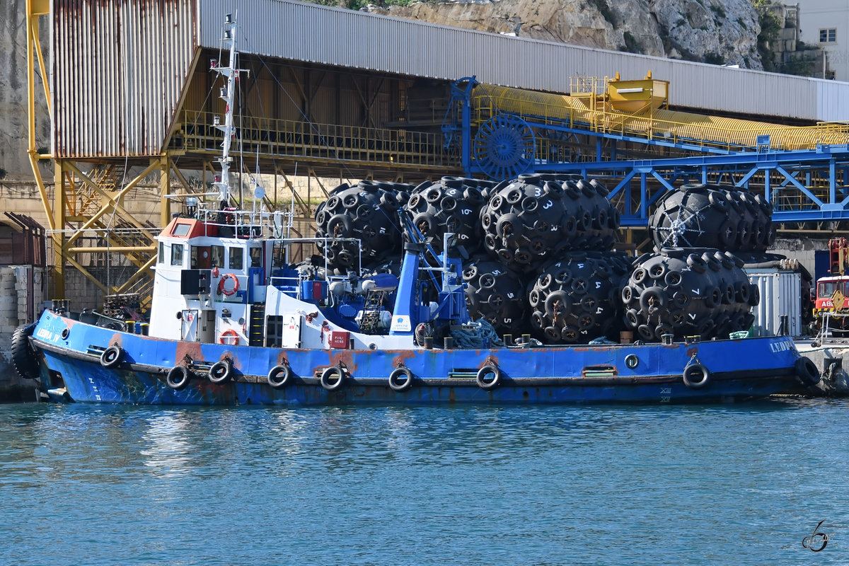 Das Schleppschiff  Ledra IV  im Hafen von Valletta. (Oktober 2017) 