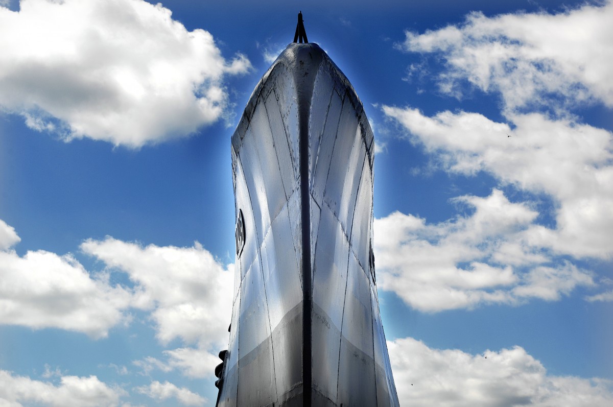 Das U-Boot U 995 in Laboe von vorne gesehen. Aufnahme: Mai 2008.