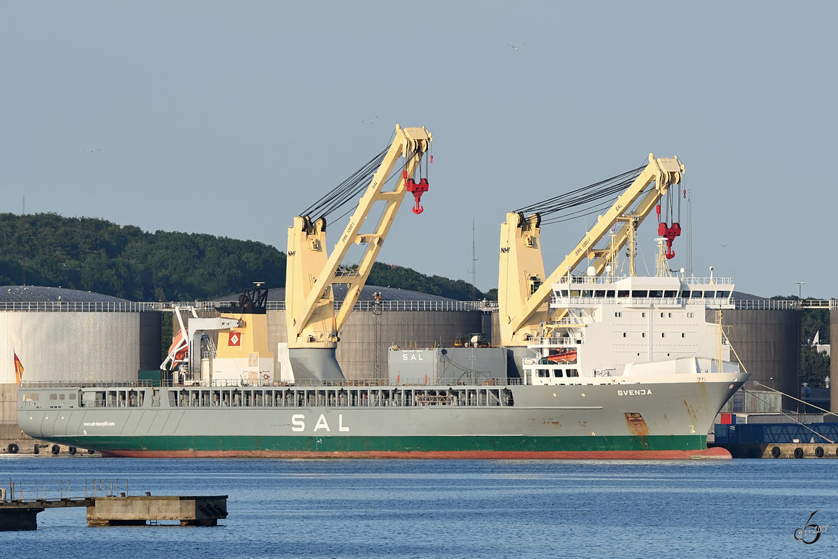Das Universal-Frachtschiff  Svenja  Anfang Juni 2018 im Hafen von Aalborg.
