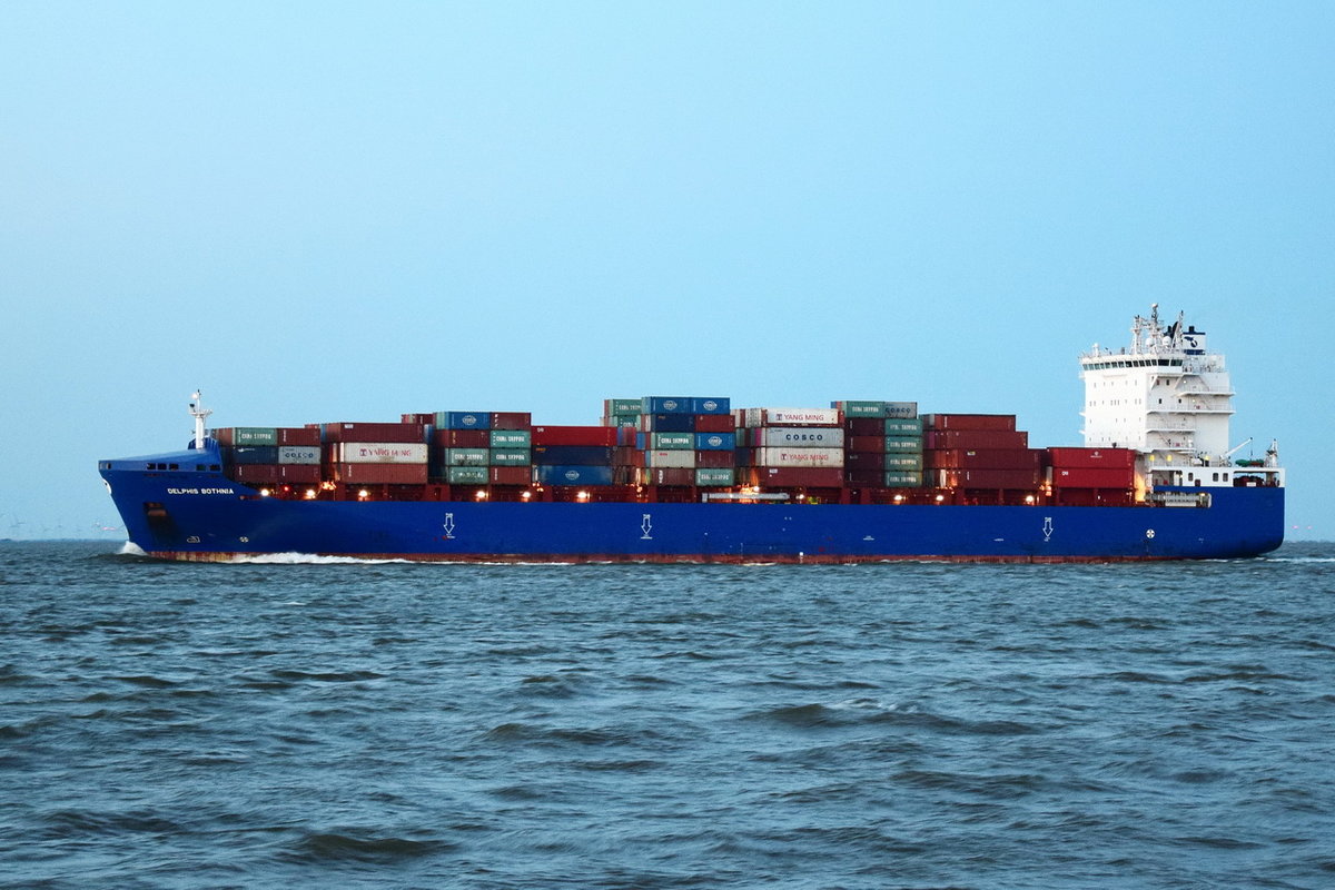 Delphis Bothnia , Feederschiff , IMO 9763710 , Baujahr 2016 , 177.56 × 30.55m , 1924 TEU , 14.05.2019 , Cuxhaven