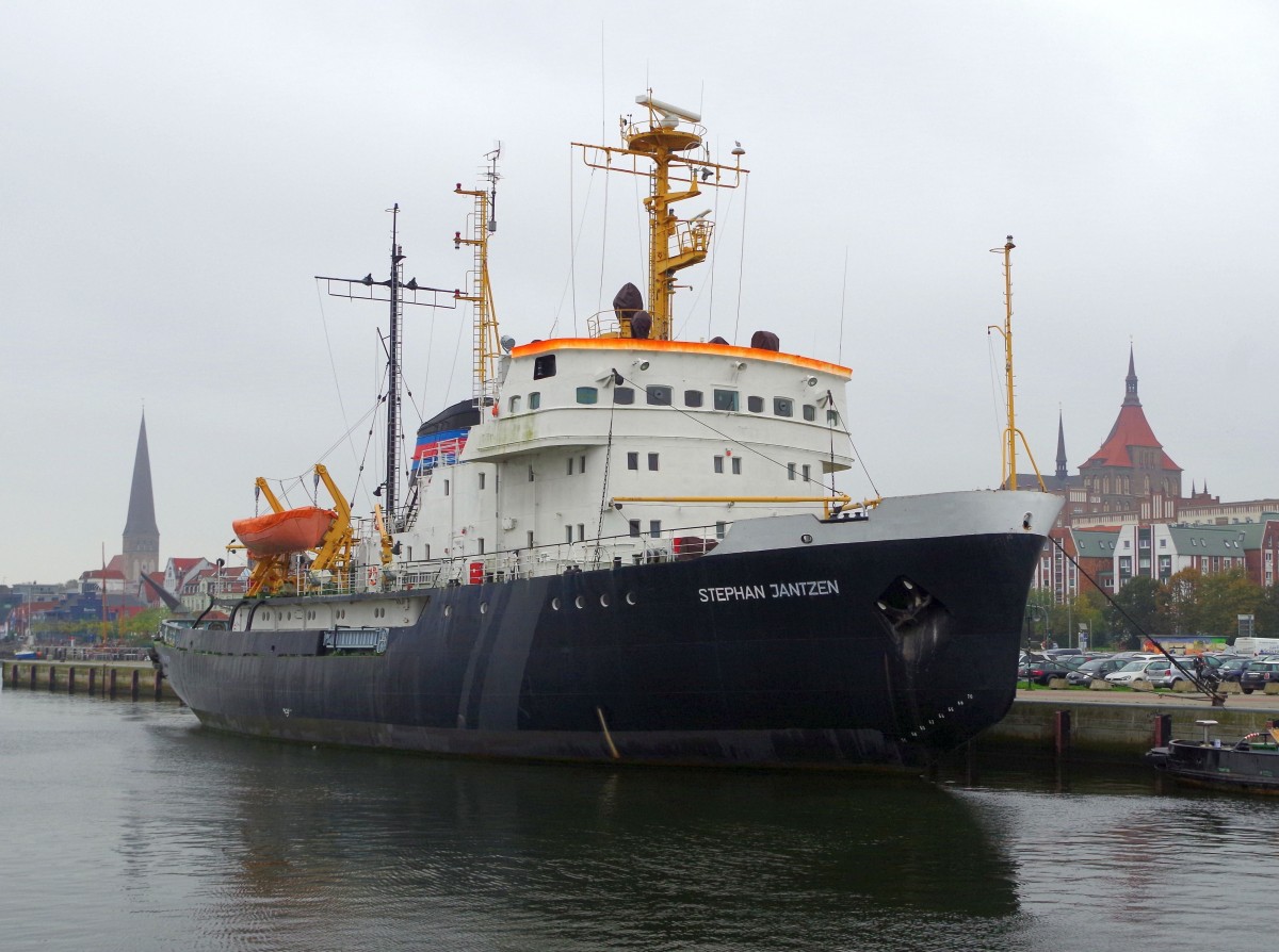 Der ehemalige Eisbrecher  Stephan Jantzen  am 18.10.14 in Rostock.