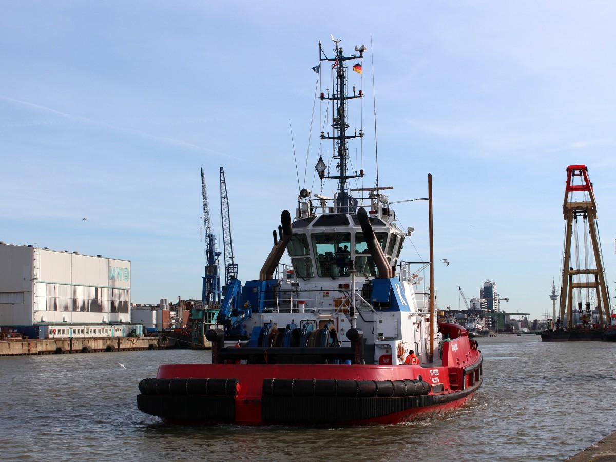 Der Schlepper RT Peter am 24.02.2014 im Hafen von Bremerhaven.