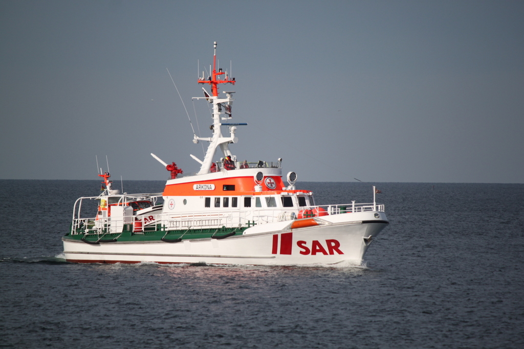 Der Seenotrettungskreuzer Arkona beim Einlaufen in Warnemünde.23.02.2019