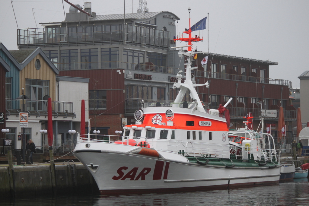 Der Seenotrettungskreuzer Arkona lag am 23.03.2019 in Warnemünde.