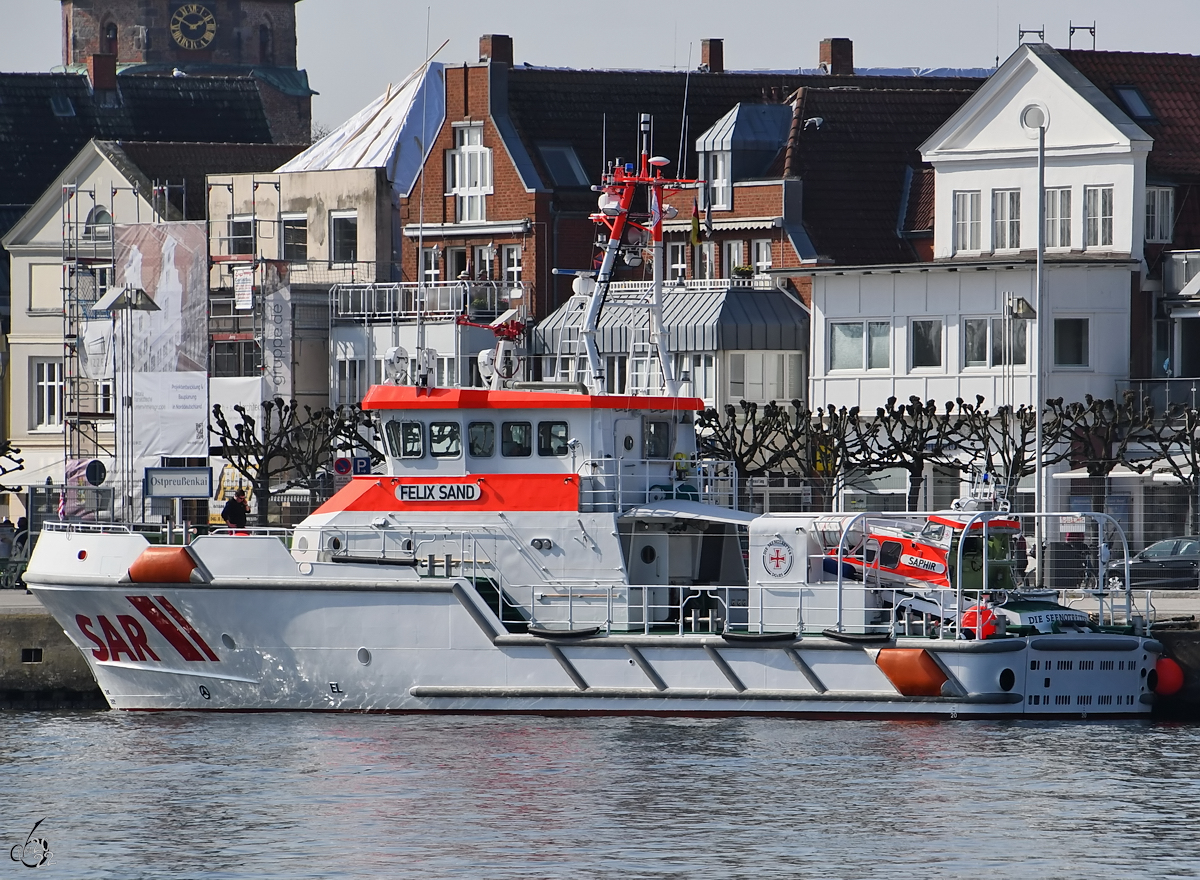 Der Seenotrettungskreuzer FELIX SAND pausierte Ende März 2022 am Kreuzfahrtterminal Travemünde.