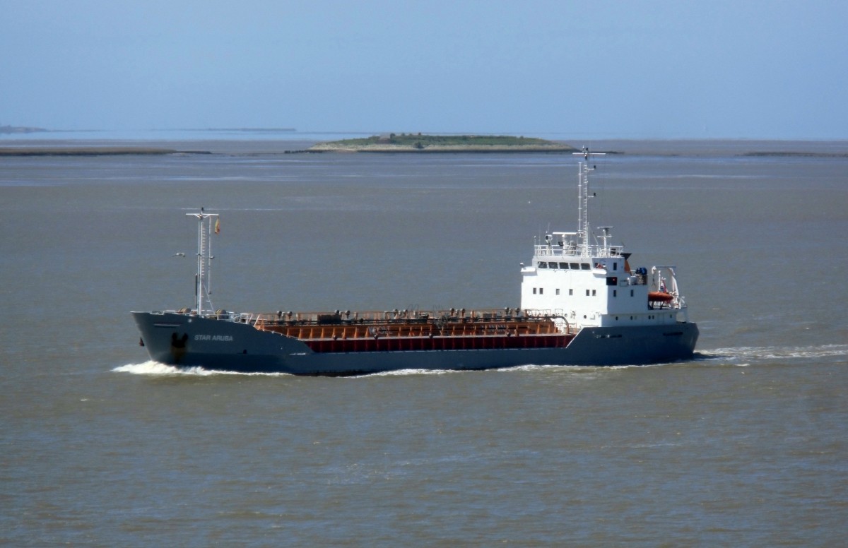 Der Speiseöltanker  Star Aruba  am 10.05.15 in Bremerhaven