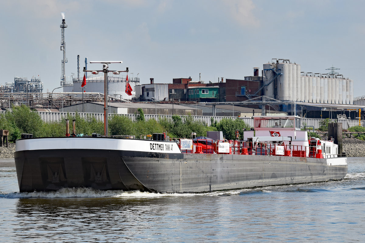 DETTMER TANK 47 (ENI 04012440) am 26.05.2020 im Hafen von Hamburg