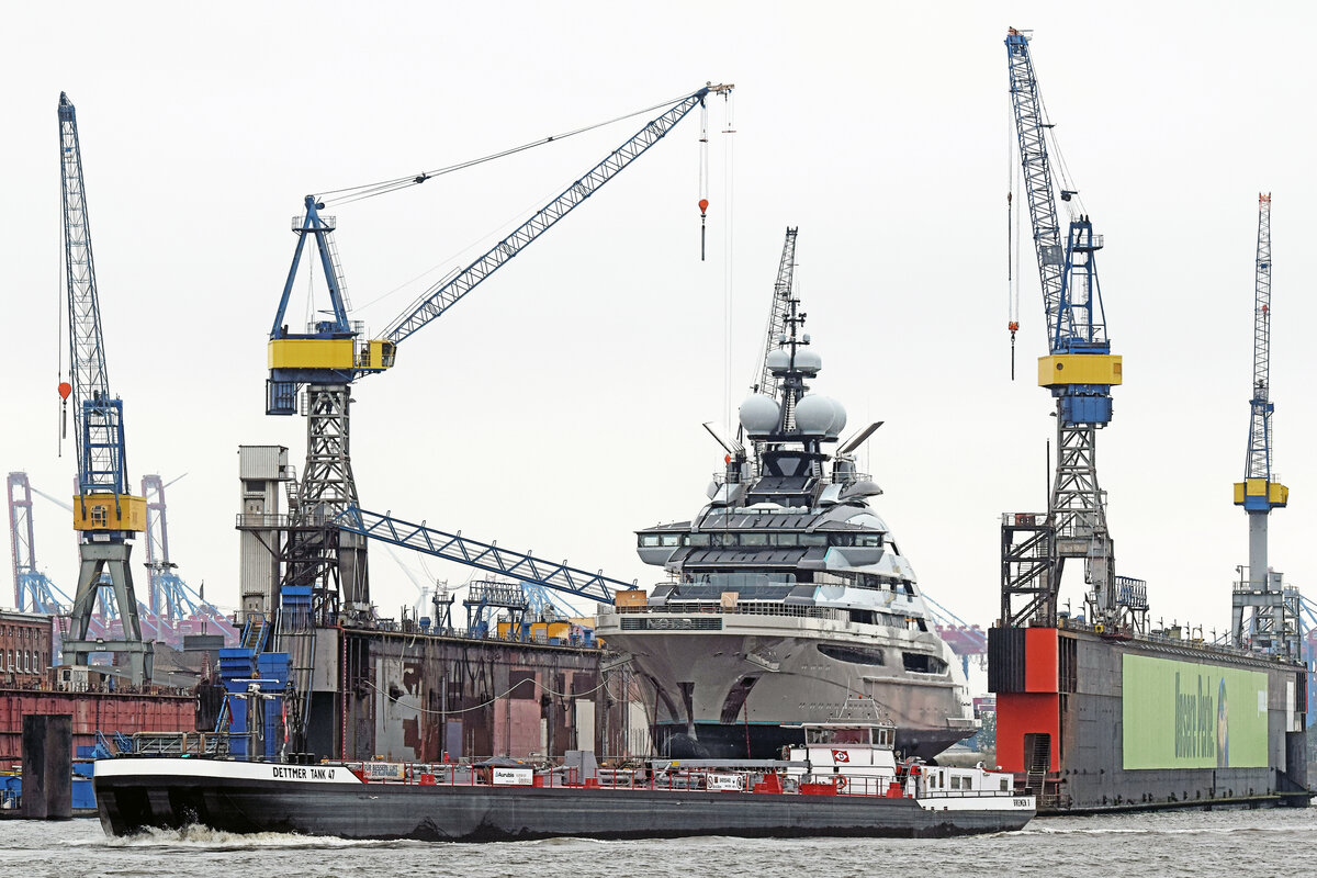 DETTMER TANK 47 (ENI 04012440) am 16.09.2021 im Hafen von Hamburg. 