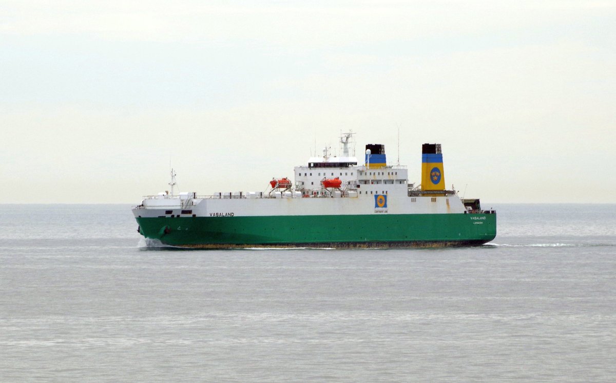 Die 155m lange RoRo Fähre VASALAND am 22.05.18 auf der Ostsee vor Gotland.