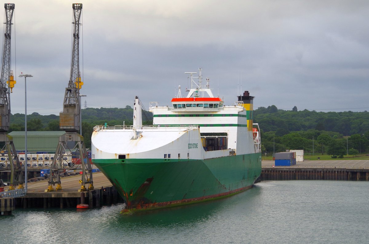 Die 193m lange RoRo Fähre Eddystone am 05.06.17 in Southampton