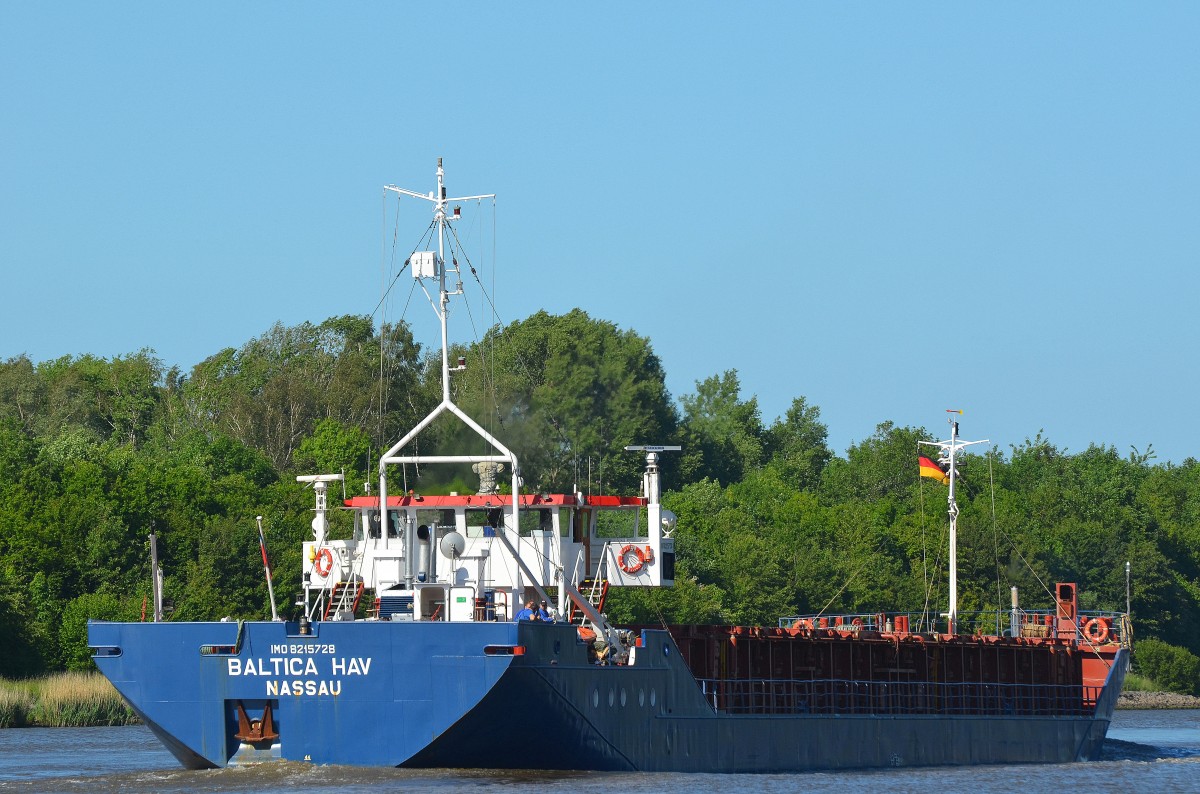 Die Baltica HAV IMO-Nummer:8215728 Flagge:Bahamas Länge:82.0m Breite:11.0m Baujahr:1983 Bauwerft:Peters Schiffswerft,Wewelsfleth Deutschland am 06.06.15 aufgenommen im Nord-Ostsee-Kanal bei Fischerhütte.