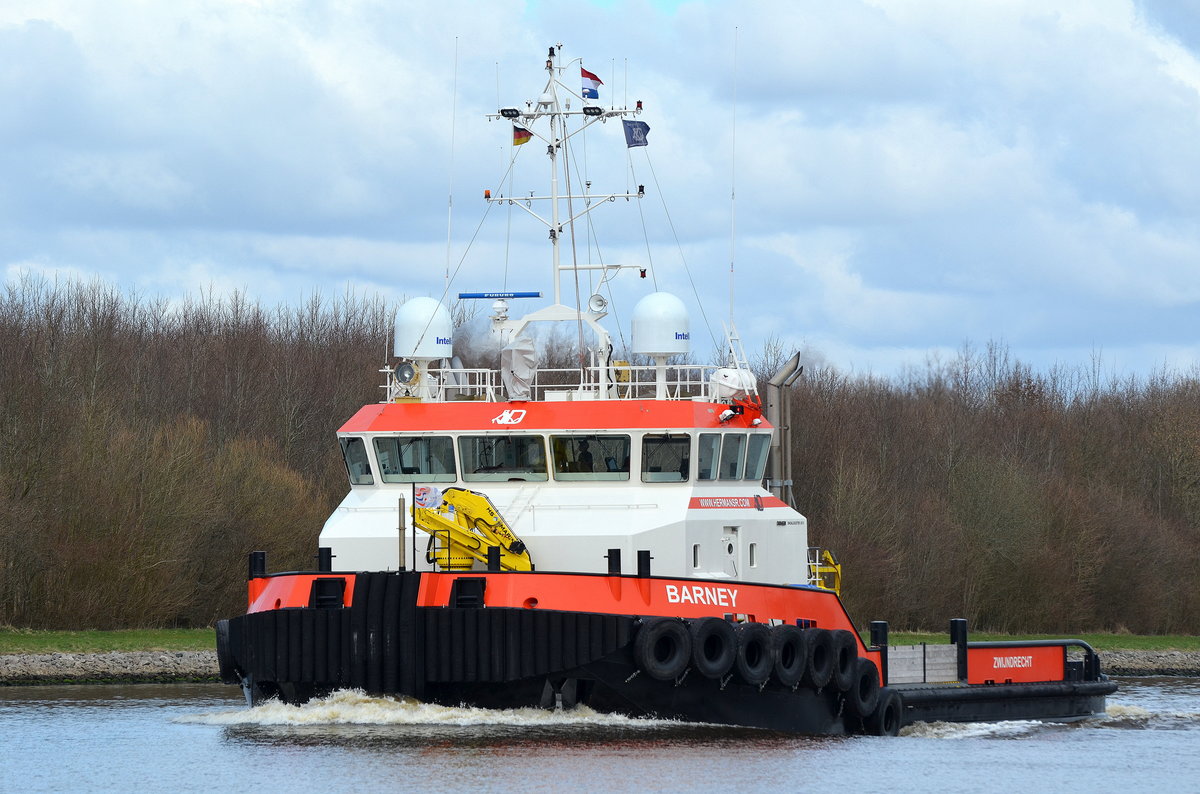 Die Barney IMO-Nummer:9740938 Flagge:Niederlande Länge:30.0m Breite:13.0m Baujahr:2015 Bauwerft:Damen Shipyards,Hardinxveld Niederlande aufgenommen am 31.03.16 im Nord-Ostsee-Kanal bei Fischerhütte.