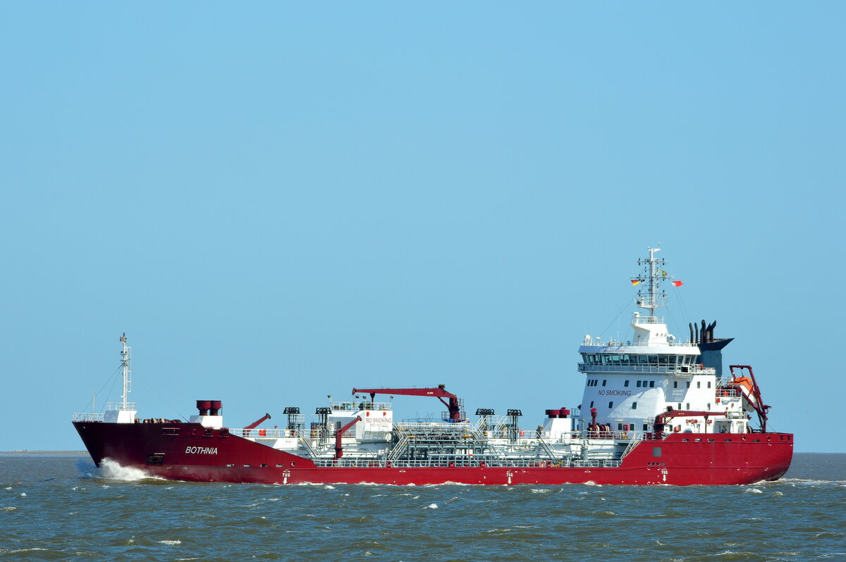 Die BOTHNIA ,�l und Chemikalientanker, IMO-Nummer:9485356 Flagge:Portugal ex. Gibraltar L�nge:118.0m Breite:19.0m Baujahr:2013 Bauwerft:Zhenjiang Sopo Shipbuilding,Zhenjiang China 