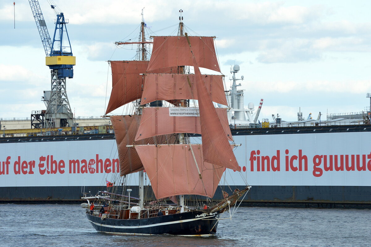 Die Brigg EYE OF THE WIND IMO-Nummer:5299864 Flagge:Gro�britannien L�nge �ber alles:40,23m Breite:7,01 m Baujahr:1911 Bauwerft:C. H. L�hring Werft,Brake Deutschland am 08.05.26 im Hamburger Hafen aufgenommen.