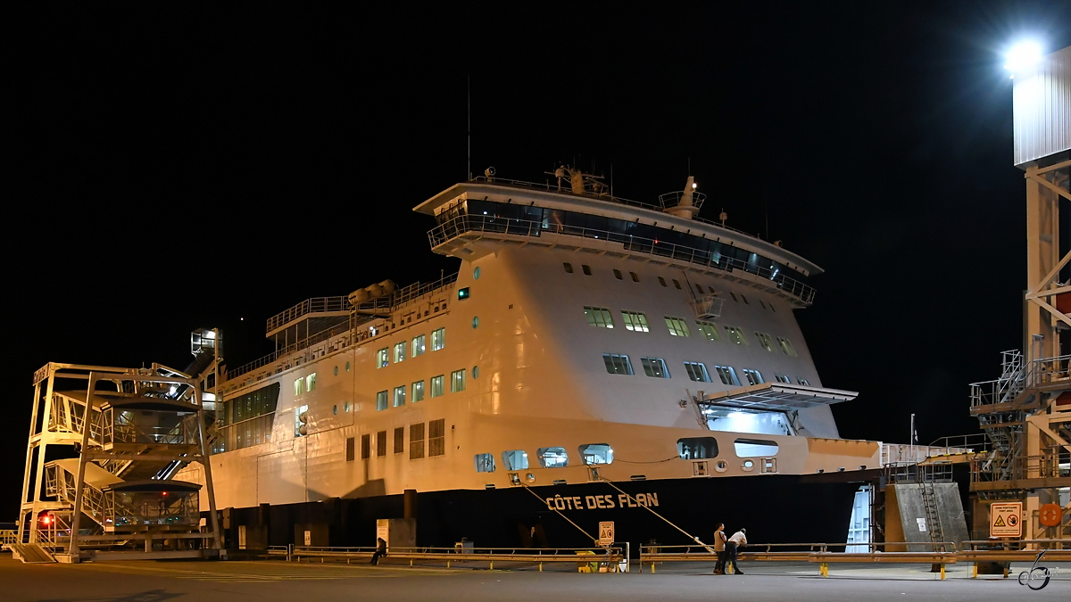 Die Côte des Flandres von DFDS Seaways France im Hafen von Calais. (Juli 2019)