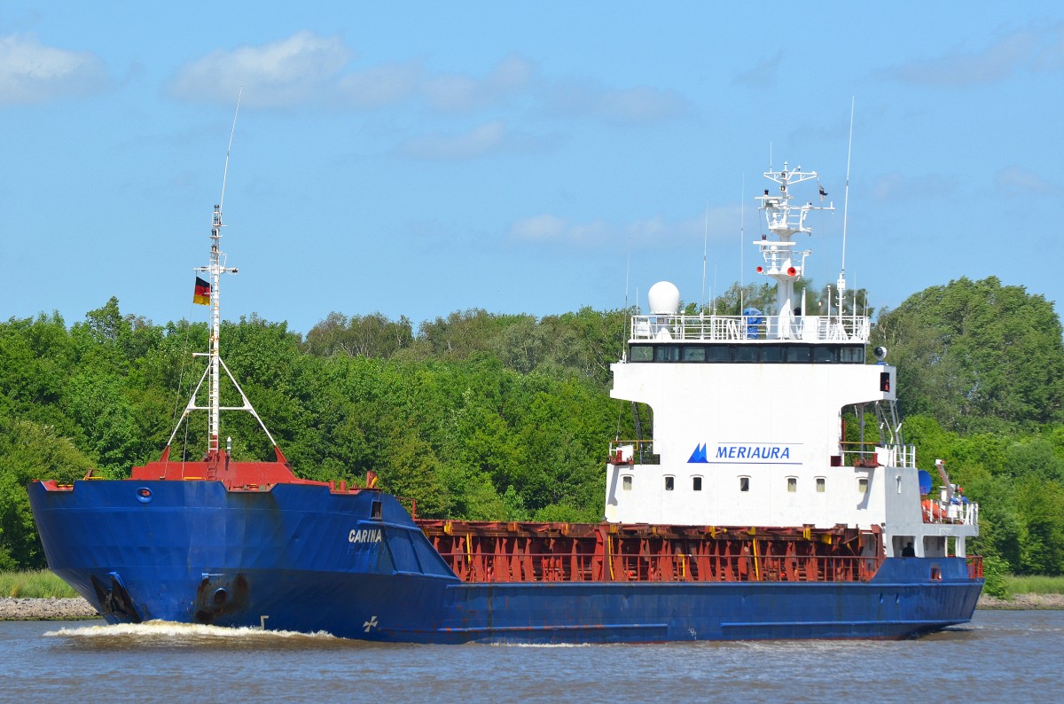 Die Carina IMO-Nummer:8914142 Flagge:Antigua und Barbuda Länge:86.0m Breite:13.0m Baujahr:1990 Bauwerft:ENVC,Viana Do Castelo Portugal am 06.06.15 im Nord-Ostsee-Kanal bei Fischerhütte aufgenommen.