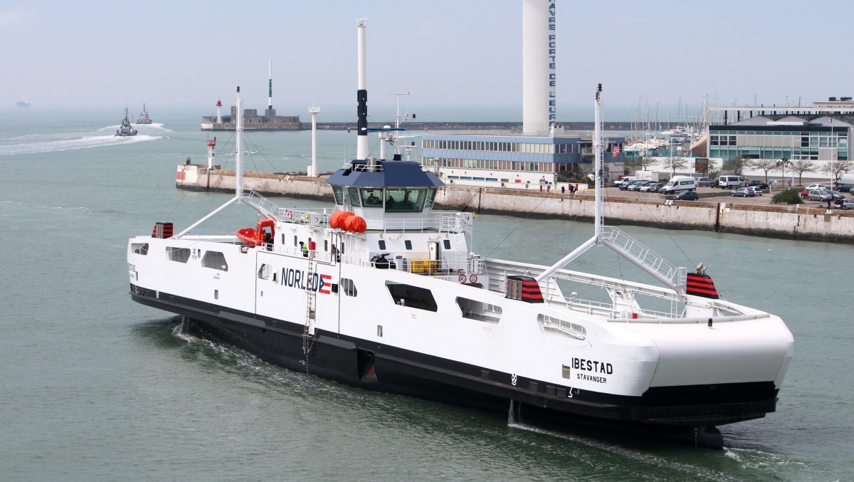 Die Fähre am 21.04.2014 im Hafen von Le Havre.