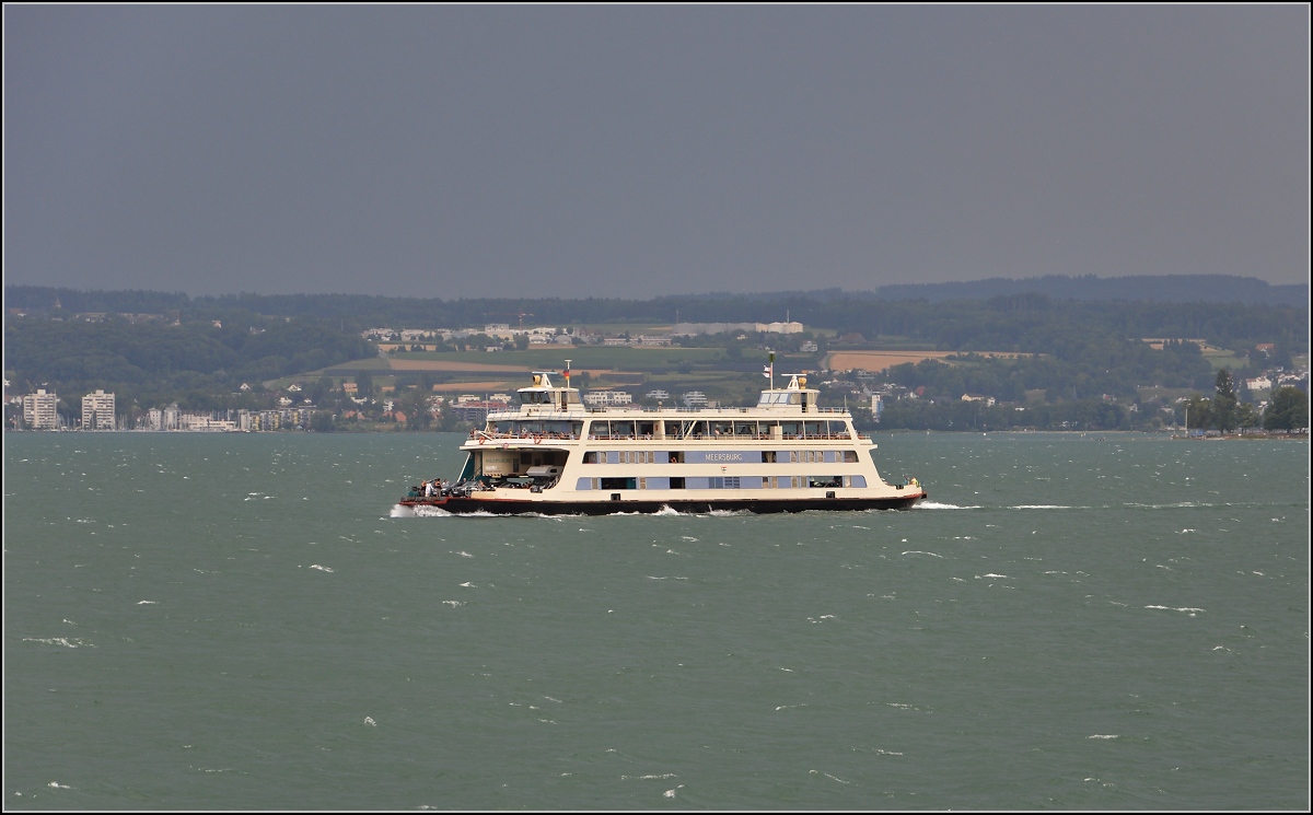 Die Fähre Meersburg bedient zusammen mit sechs anderen Fährschiffen den Abschnitt Konstanz–Meersburg der B33 auf 5 km Distanz. August 2015.