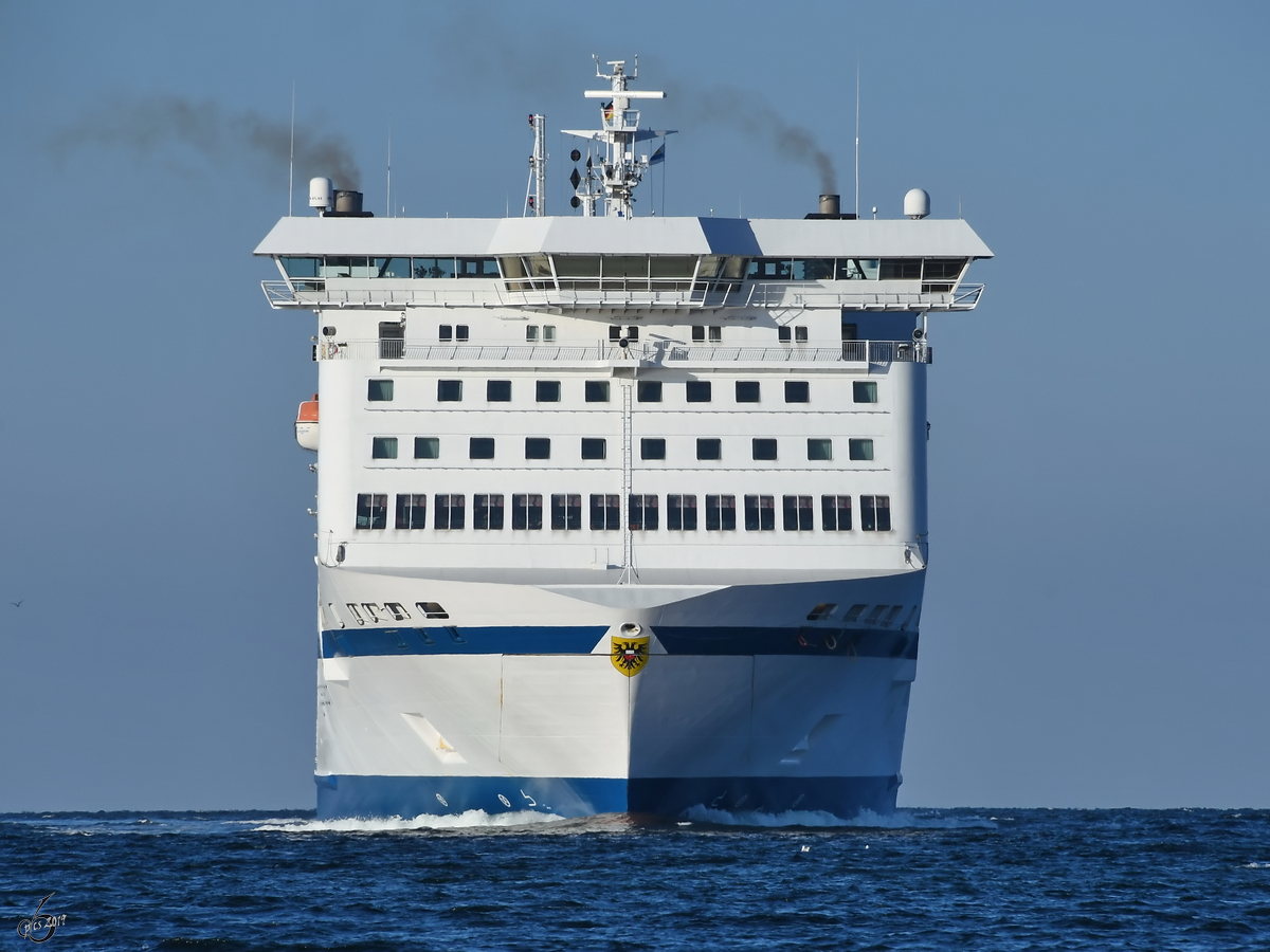 Die Fähre Nils Holgersson (IMO: 9217230) auf dem Weg nach Travemünde. (April 2019)