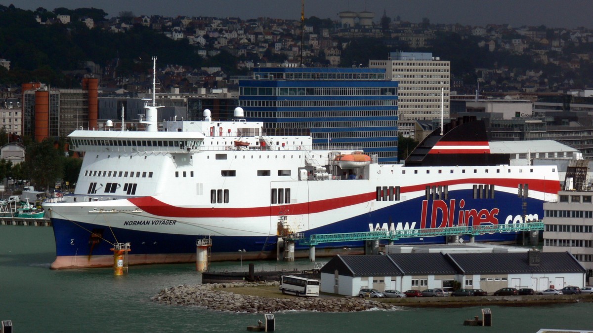 Die Fähre Norman Voyager am 25.09.2012 im Hafen von Le Havre.