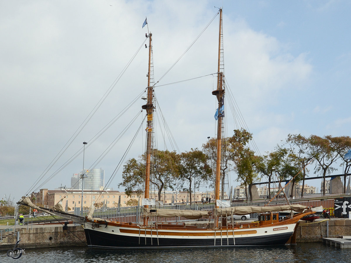 Die Far Barcelona im gleichnamigen Hafen (Februar 2012)