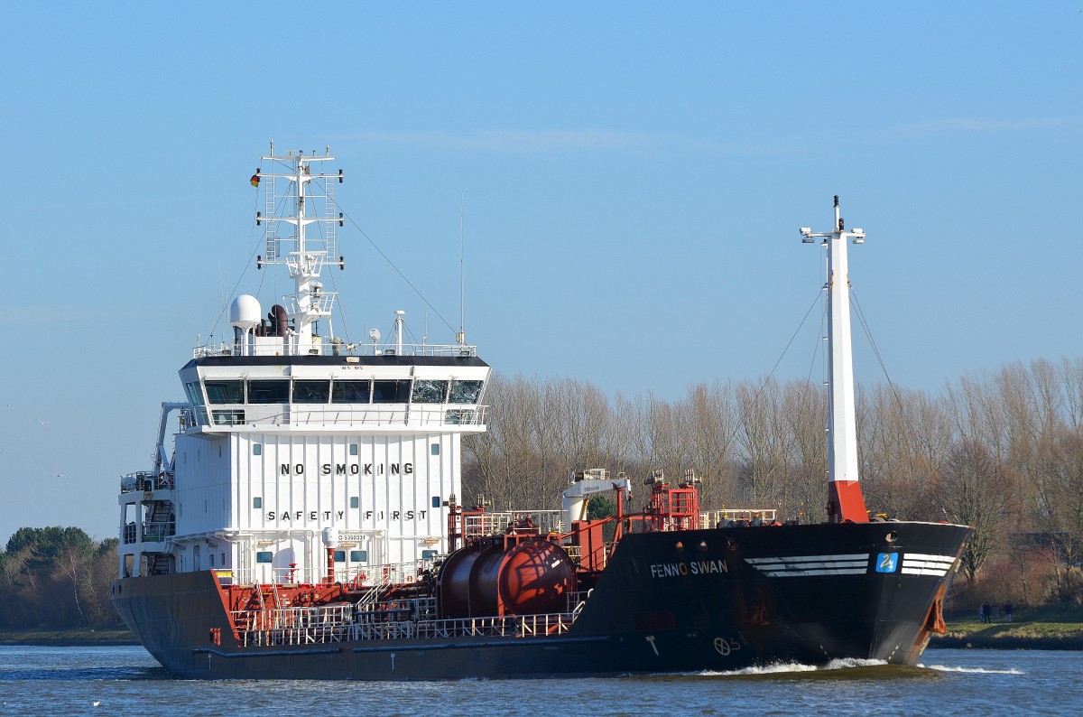 Die Fenno Swan IMO-Nummer:9390331 Flagge:Malta Länge:100.0m Breite:15.0m Baujahr:2008 Bauwerft:Celiktrans Shipbuilding,Istanbul Türkei aufgenommen am 08.03.15 im Nord-Ostsee-Kanal bei Sehestedt.