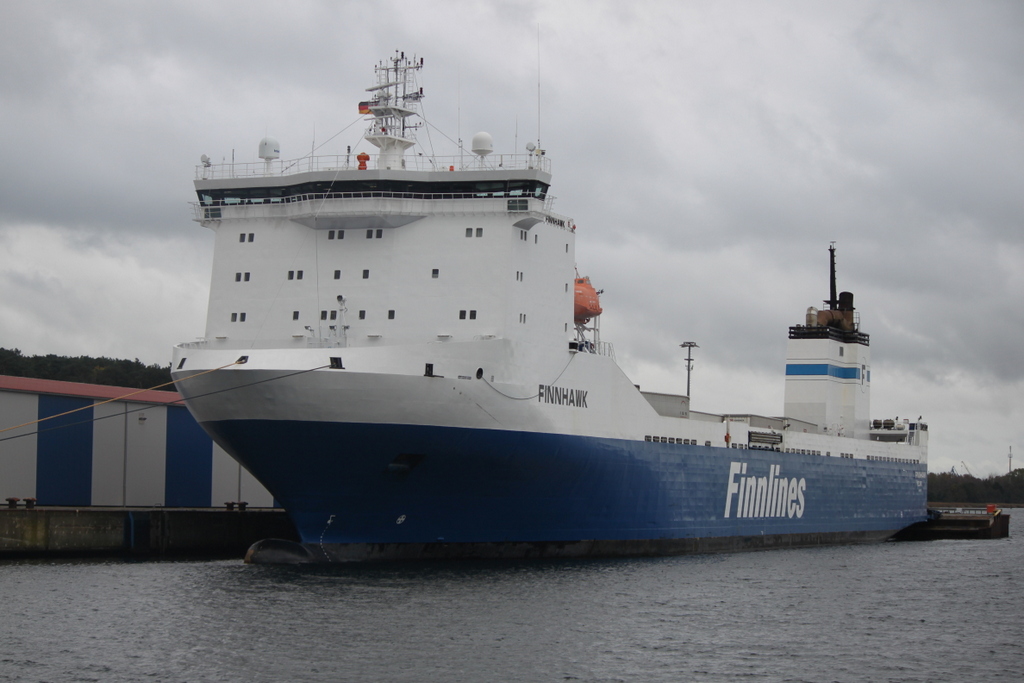 Die Finnlines Fähre Finnhawk lag am Nachmittag des 12.10.2019 im Rostocker Überseehafen.