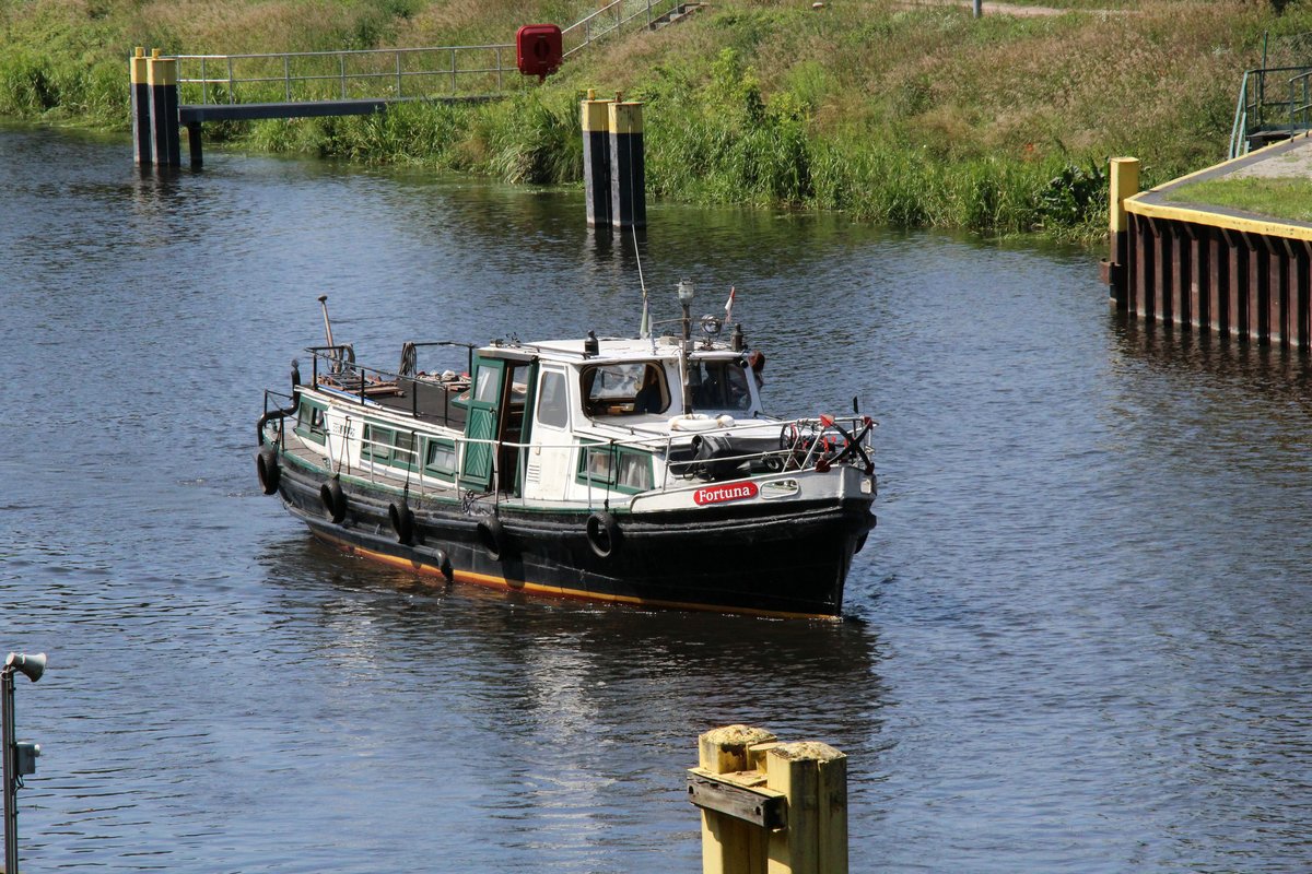 Die Fortuna fuhr am 14.07.2018 zur Bergschleusung in die Schleuse Schönwalde / Havelkanal ein.