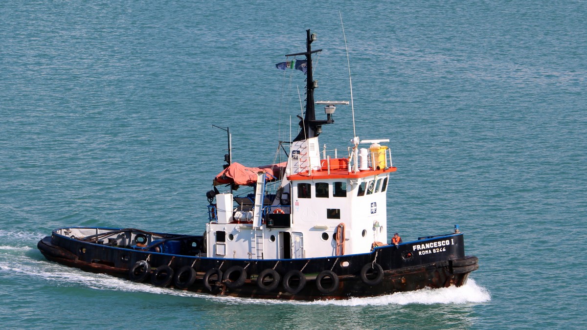 Die Francesco 1 am 26.10.2013 im Hafen von Civitavecchia