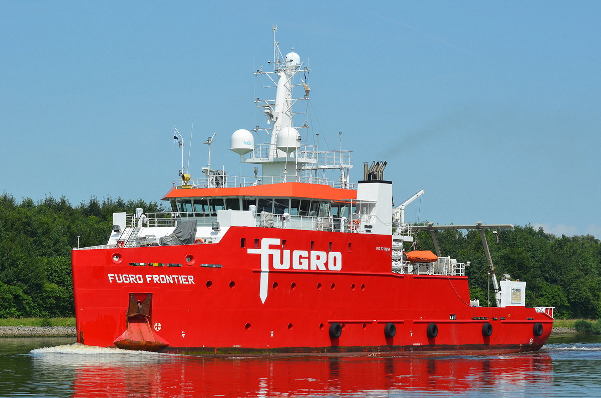 Die Fugro Frontier IMO-Nummer:9701657 Flagge:Bahamas Länge:54.0m Breite:12.0m Baujahr:2014 Bauwerft:Santierul Naval Damen Galati,Galati Rumänien am 24.07.16 im Nord-Ostsee-Kanal bei Fischerhütte aufgenommen.