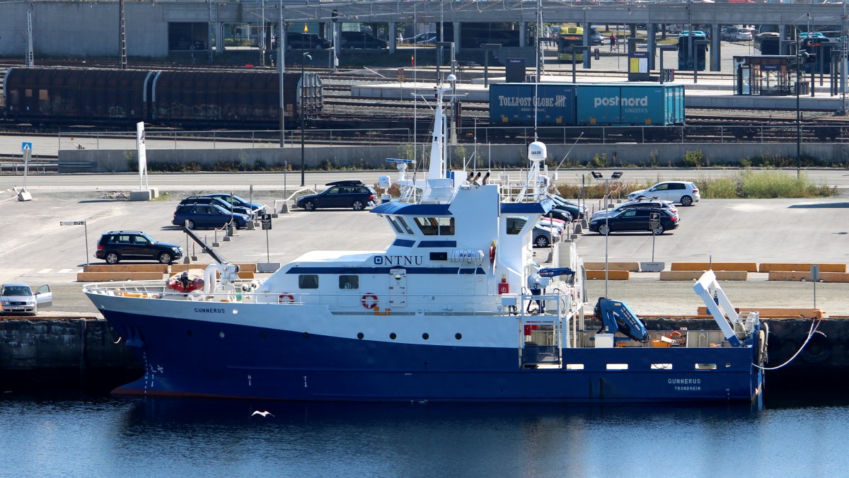 Die Gunnerus am 24.07.2014 im Hafen von Trondheim.