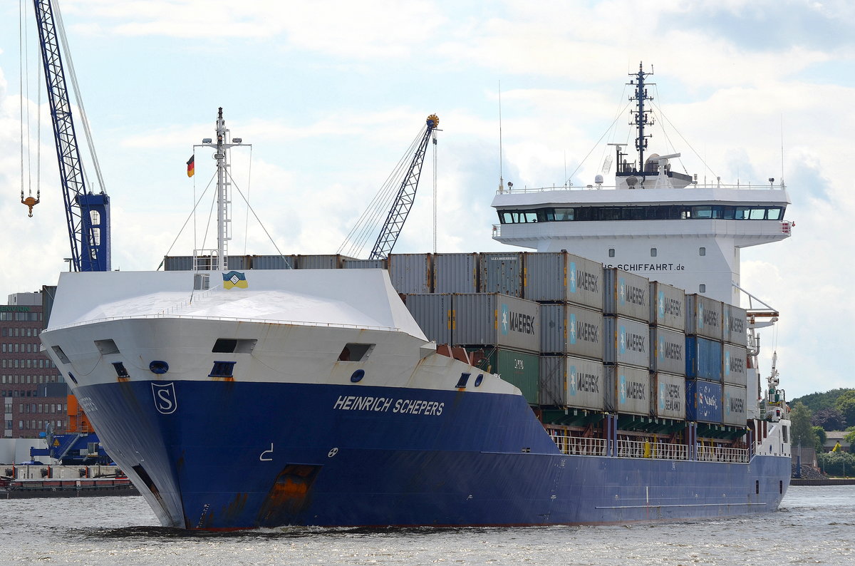 Die Heinrich Schepers IMO-Nummer:9584475 Flagge:Zypern Länge:151.0m Breite:23.0m Baujahr:2012 Bauwerft:Sainty Shipbuilding,Yangzhou China am 04.07.16 im Nord-Ostsee-Kanal bei Rendsburg.