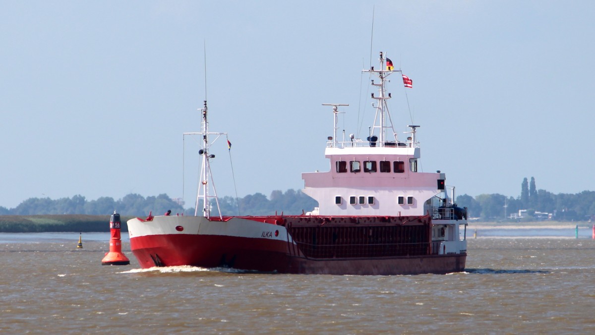 Die Ilka am 13.08.2014 auf der Weser vor Bremerhaven.