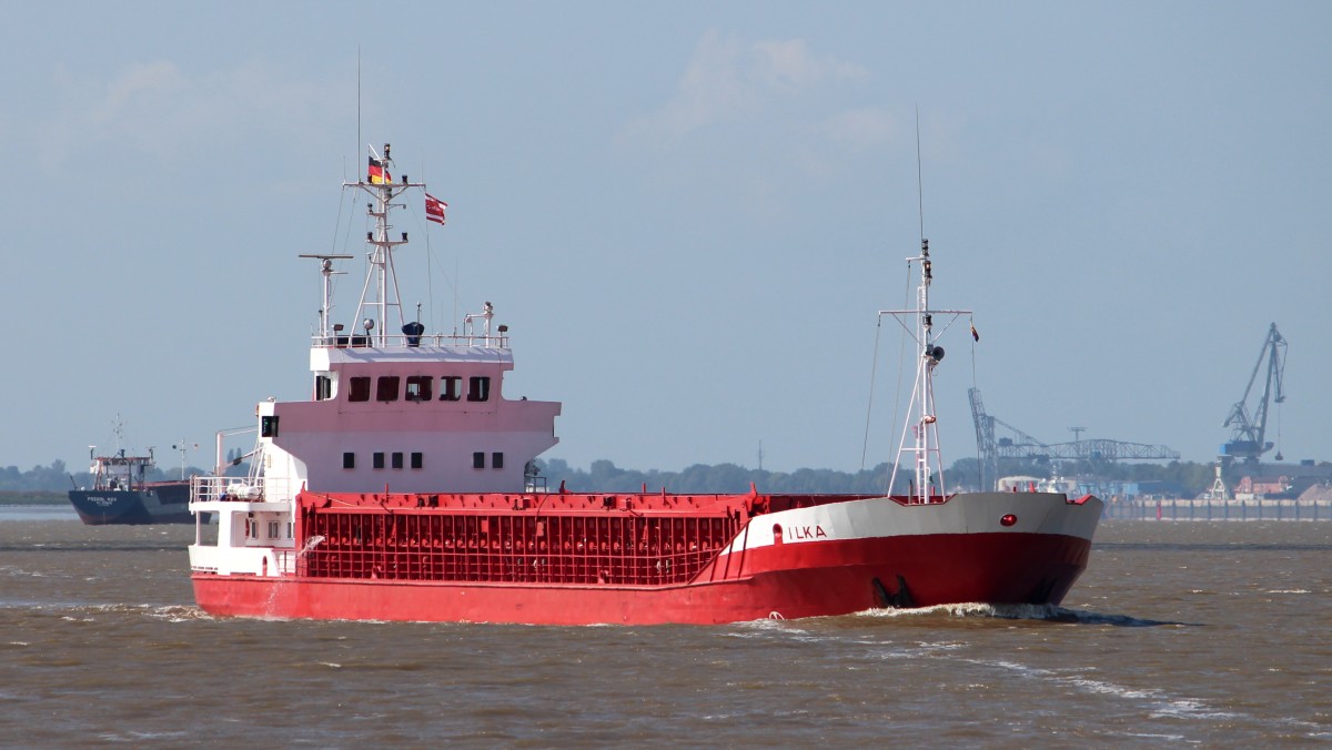 Die Ilka am 13.08.2014 auf der Weser vor Bremerhaven.