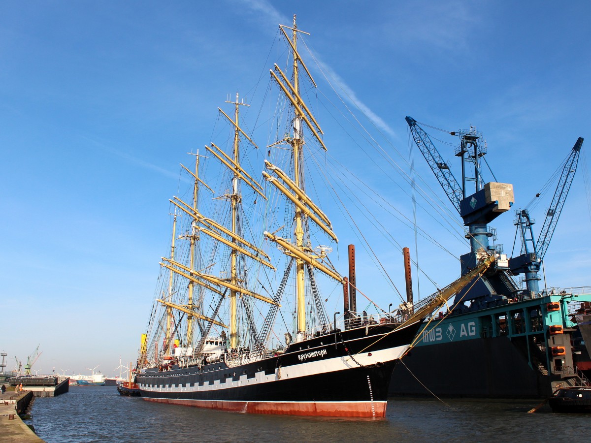 Die Kruzenshtern am 30.12.2013 im Hafen von Bremerhaven.