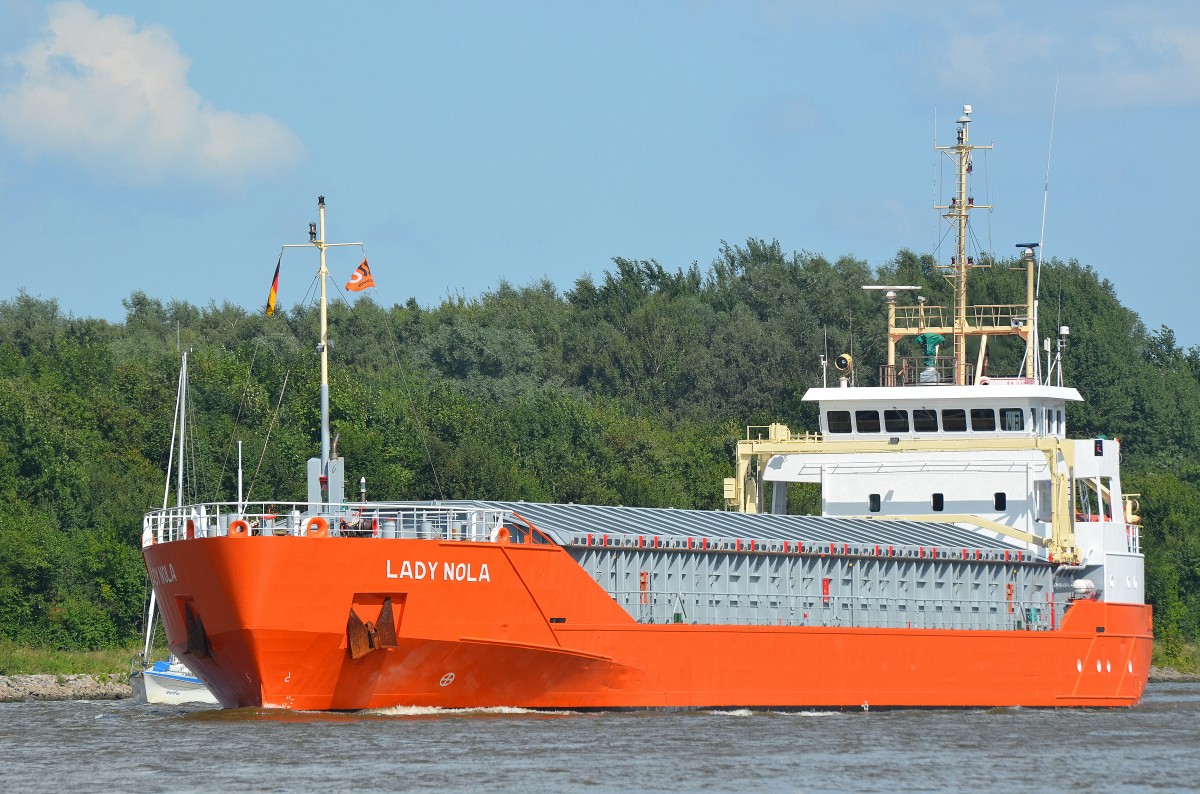 Die Lady Nola IMO-Nummer:9243863 Flagge:Niederlande Länge:80.0m Breite:12.0m Baujahr:2002 Bauwerft:Royal Niestern Sander,Delfzijl Niederlande aufgenommen am 25.08.13 im Nord-Ostsee-Kanal an der Weiche Fischerhütte.