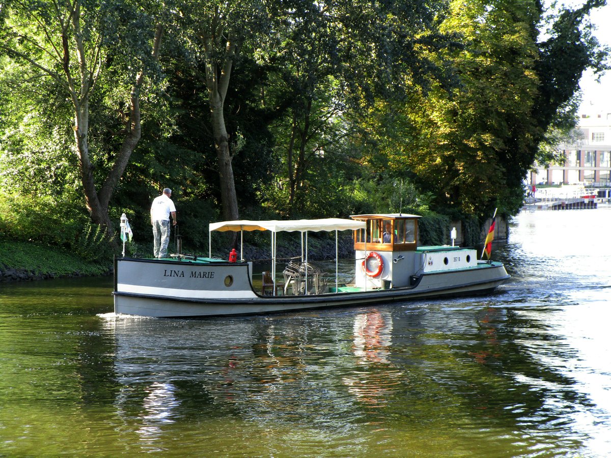 Die Lina Marie am 28.07.2017 auf der Brandenburger Niederhavel zum Anleger des Kaiser Wilhelm in Fahrt.