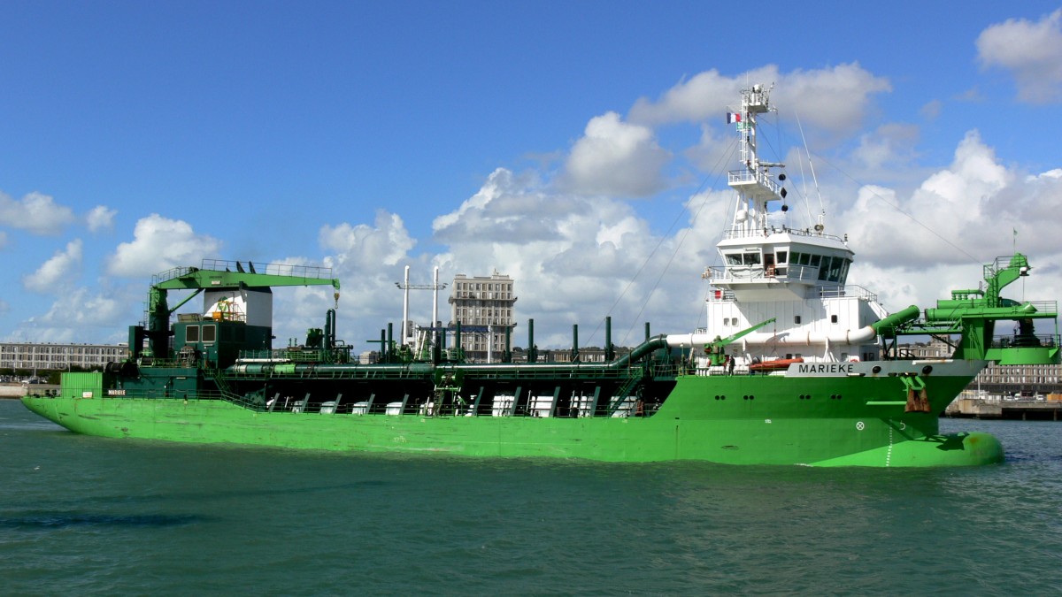 Die Marieke am 18.09.2012 bei der Einfahrt in den Hafen von Le Havre.