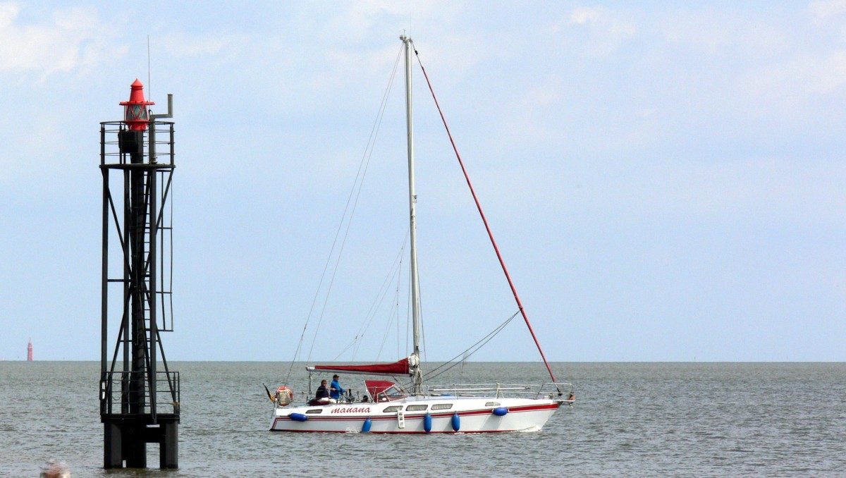 Die Mauana am 01.07.2012 vor Fedderwardersiel.