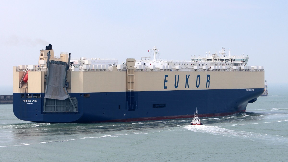 Die Morning Lynn am 21.04.2014 im Hafen von Le Havre. Sie ist 232m lang und 32m breit.